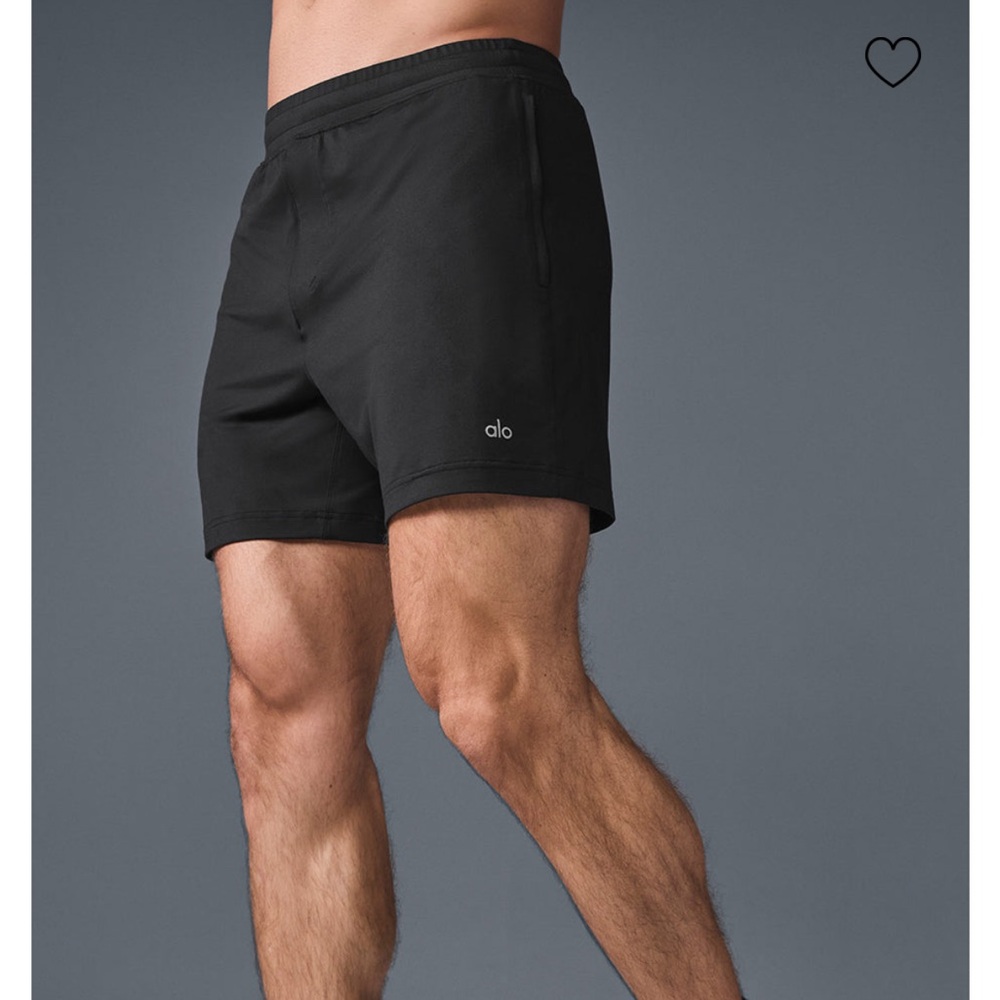 5TH RESTOCK ALO Yoga Men’s *Conquer React Performance” Short 7” Inseam (S)